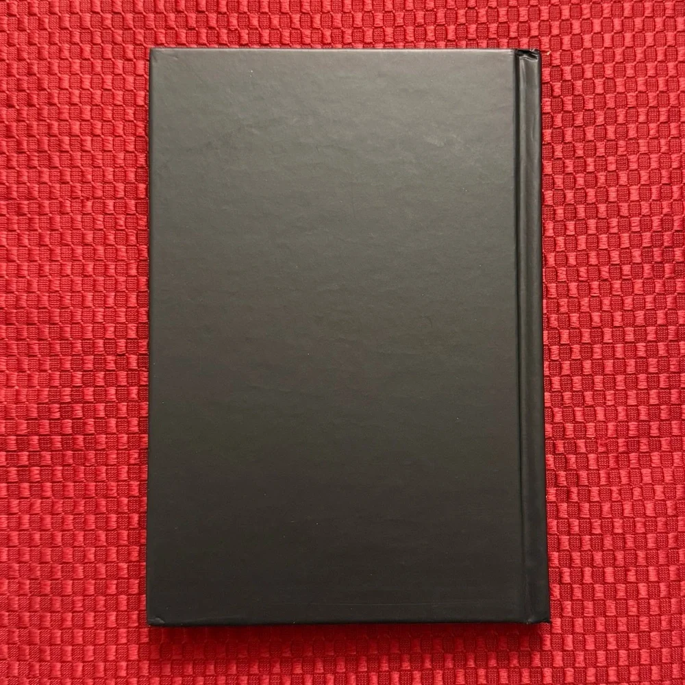 Fashion Books - Picture 10 of 10